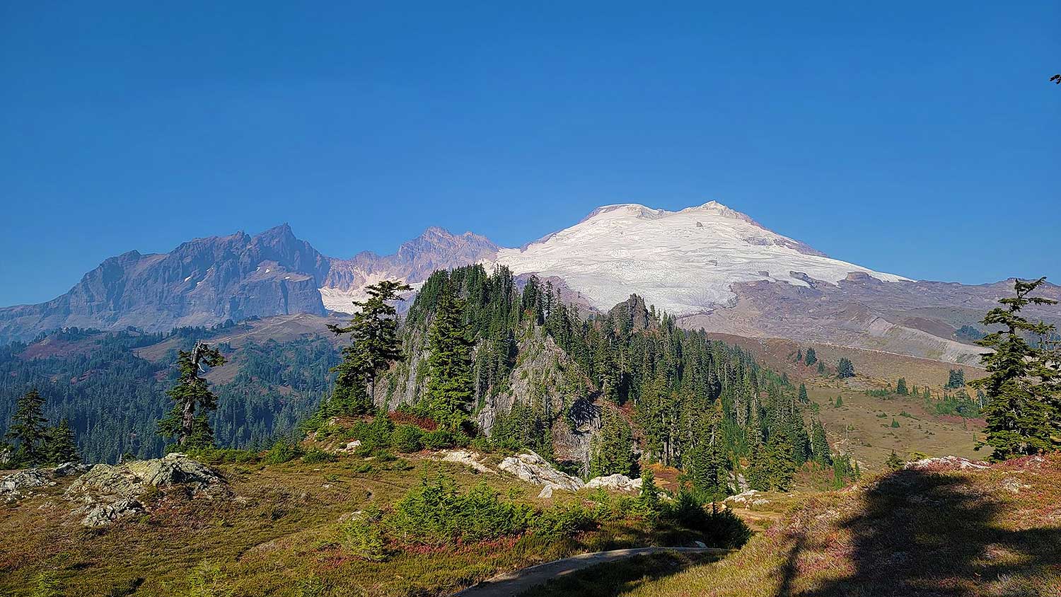The best hikes on Mount Baker in Washington