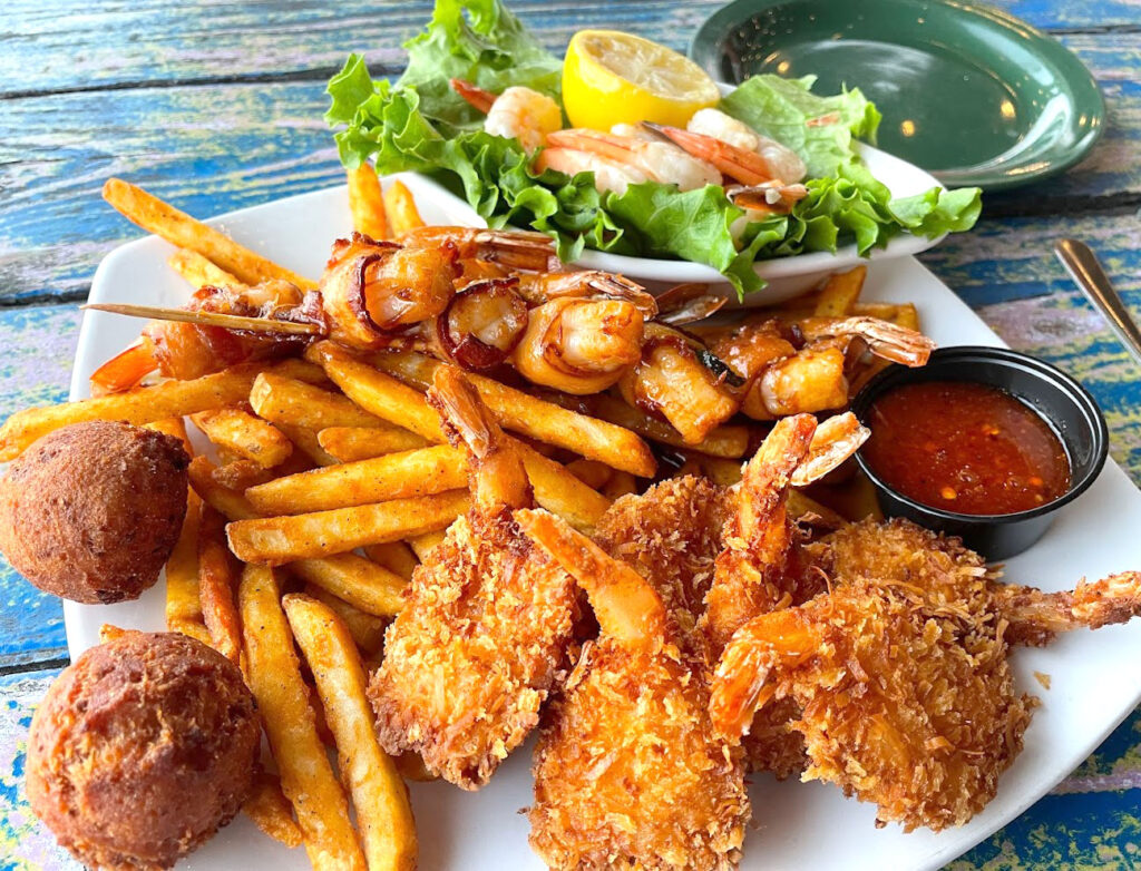 The best restaurants in Pensacola Florida: Shaggy's Harbor Bar & Grill