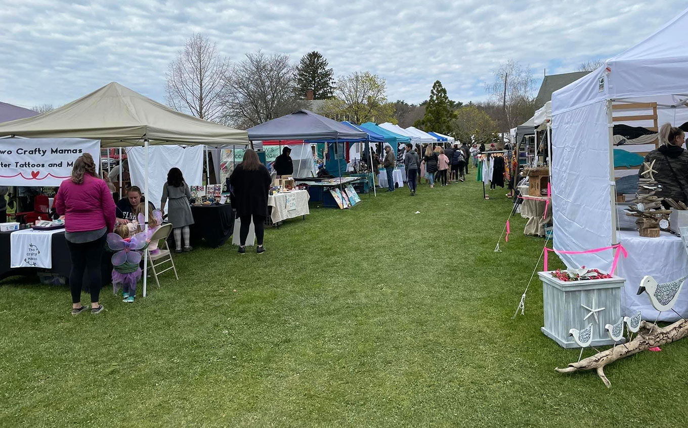 The best things to do in Salisbury Massachusetts: Go To The Salisbury Farmer's Market