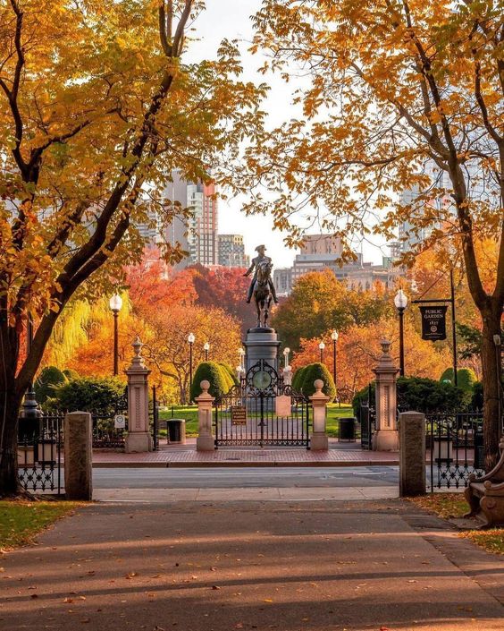 The best things to do in Boston in Fall | Visiting Boston in September, October, & November