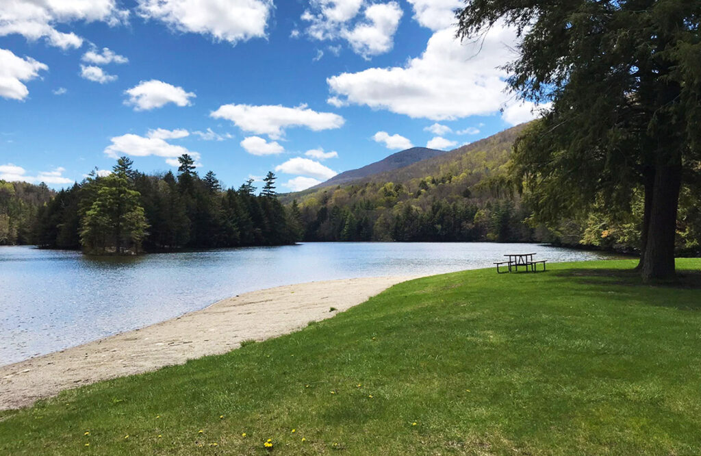 The best things to do in Manchester Vermont | Mancester VT activities: Marvel at the Beauty of Emerald Lake State Park